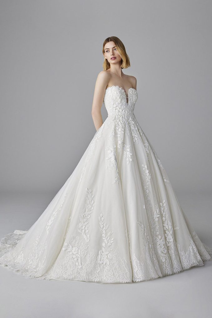 Pronovias