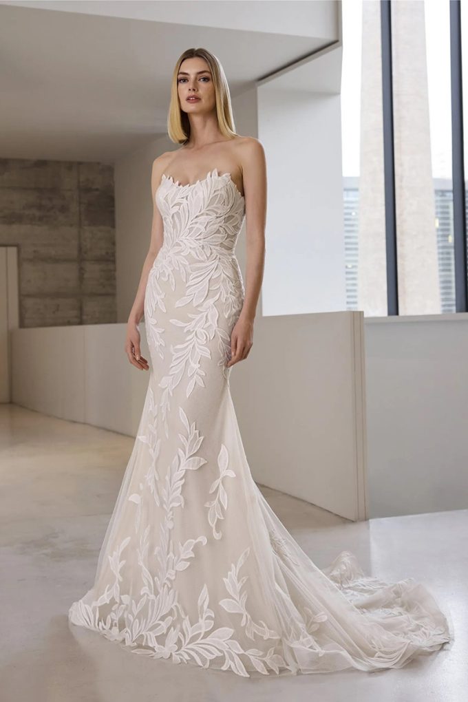 Pronovias